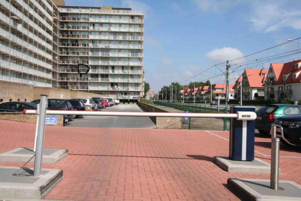 Zonnige Studio Hartje Nieuwpoort-Bad Met Parkeerplaats Apartamento Exterior foto